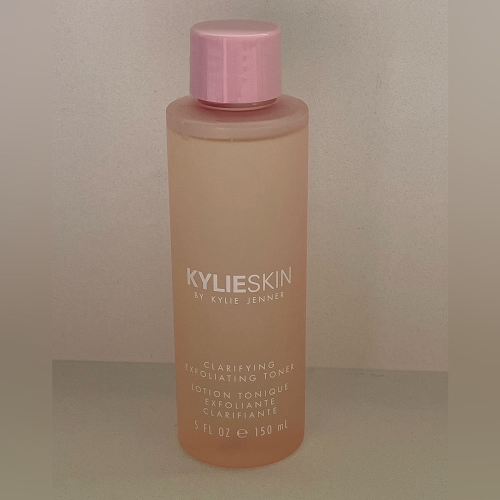 Kylie Skin - Clarifying exfoliating toner - 5 fl oz - Picture 3 of 11